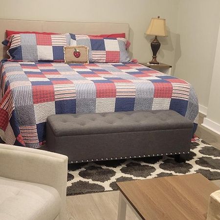 Tin Brook Bed & Breakfast Walden ภายนอก รูปภาพ