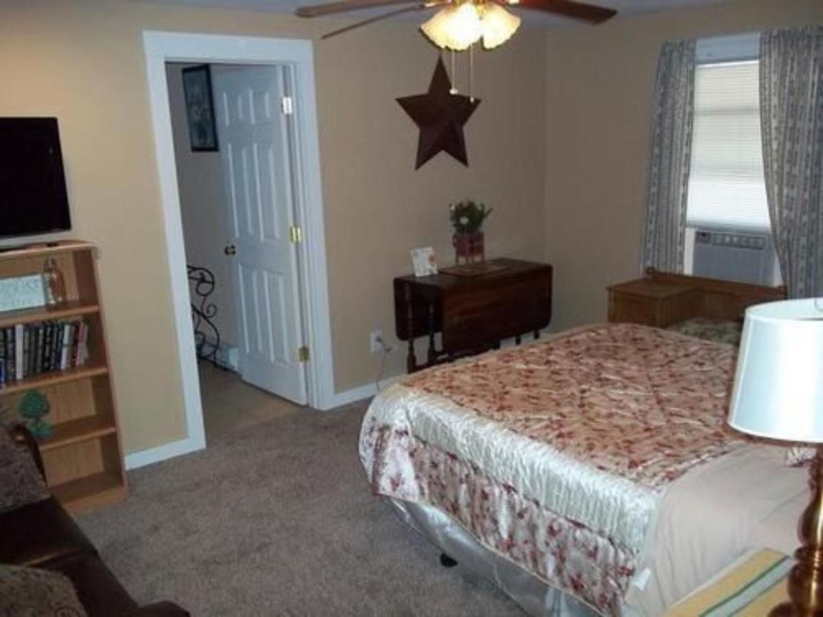 Tin Brook Bed & Breakfast Walden ภายนอก รูปภาพ