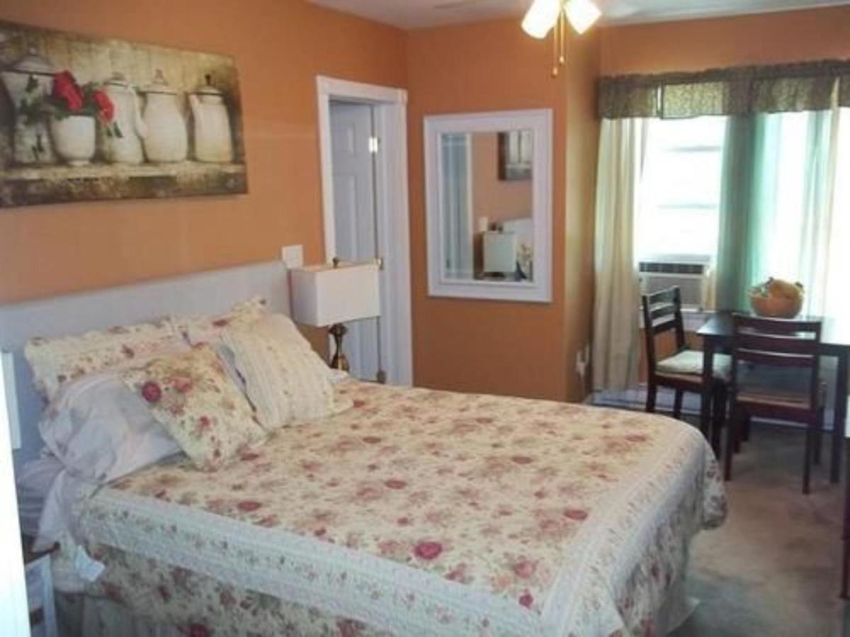 Tin Brook Bed & Breakfast Walden ภายนอก รูปภาพ